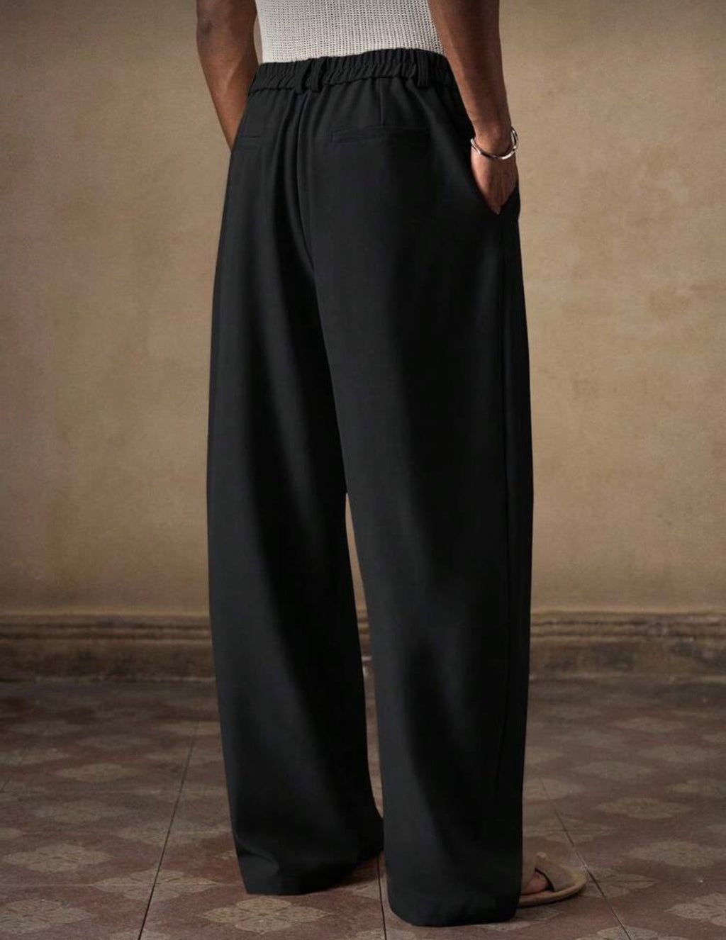 AKNOTIC Men Casual Loose Straight Leg Chinos