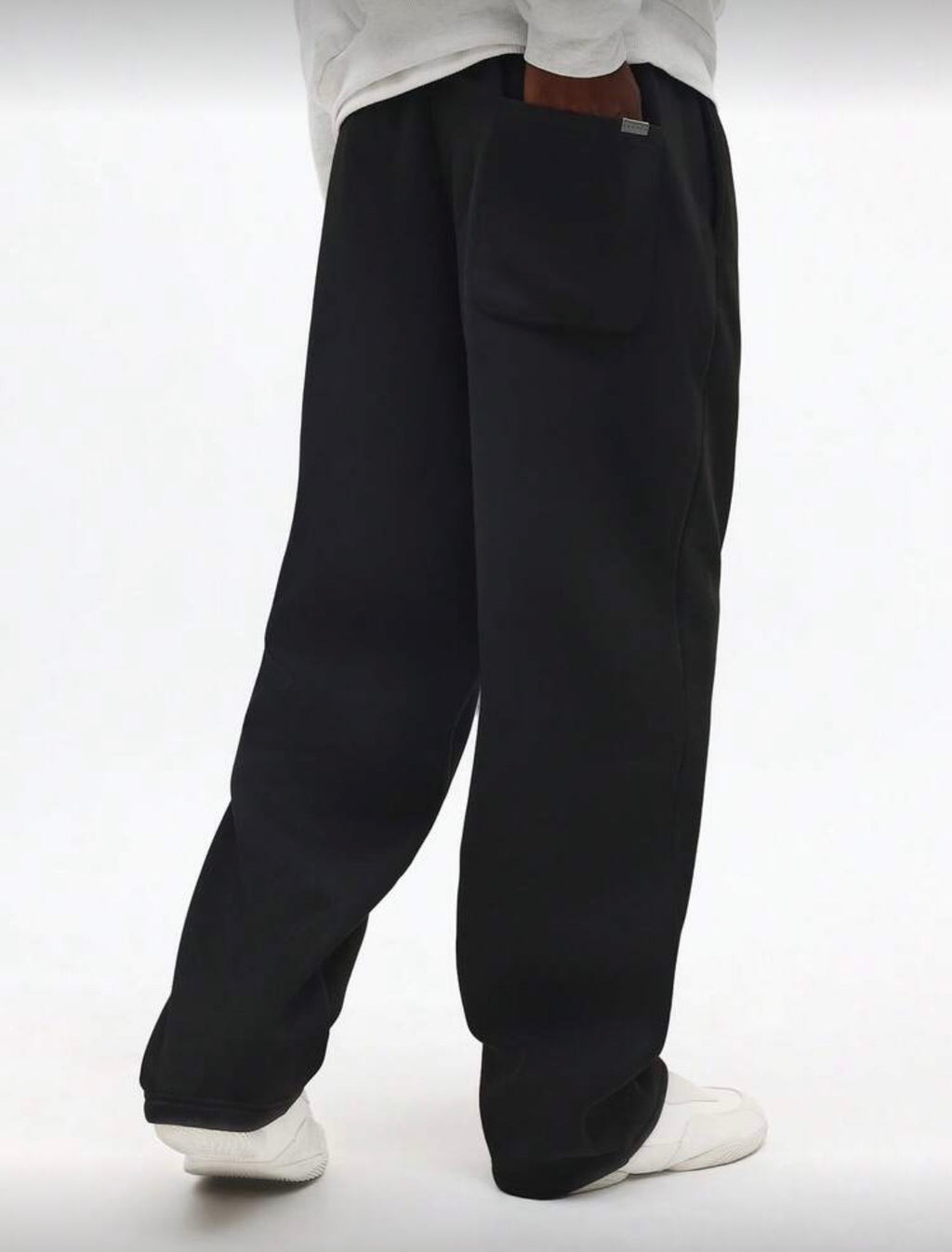 SMWN Men Black Straight Sweatpants