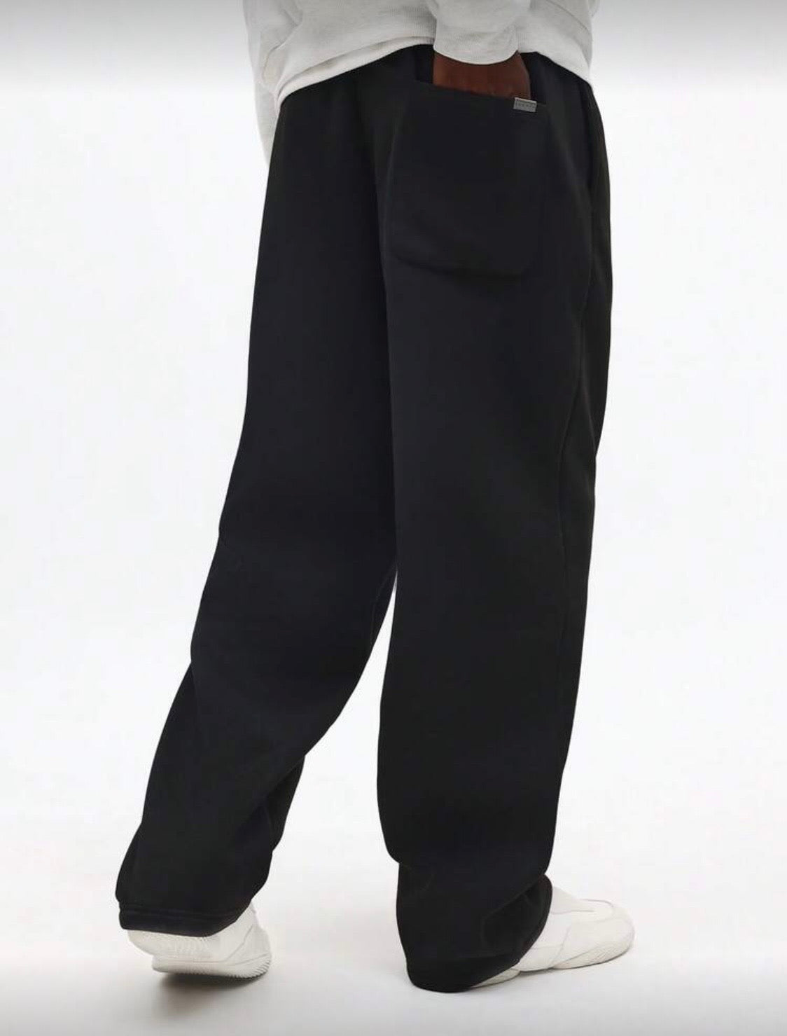 SMWN Men Black Straight Sweatpants