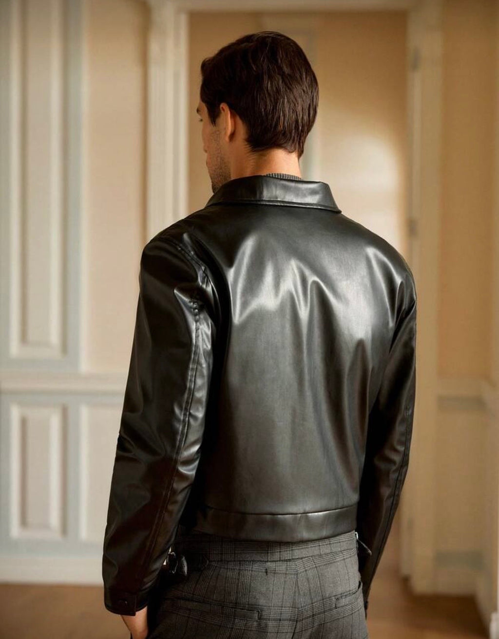 HIMLAND Black Long Sleeve Leather Jacket